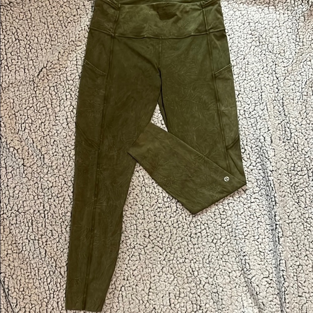 Lululemon green marble dye wunder train tight 25”